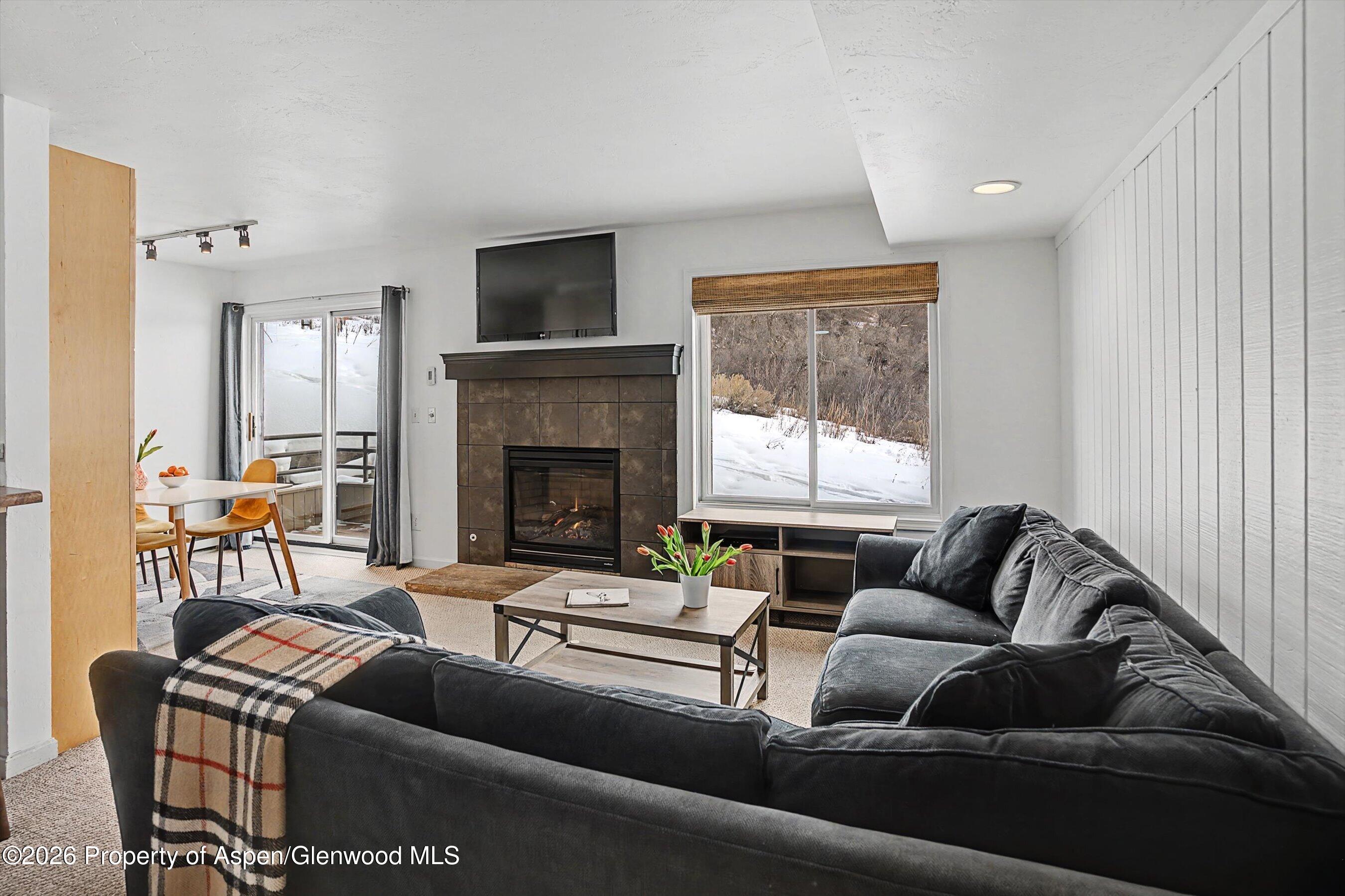 35 Lower Woodbridge Road, Unit O155 Snowmass Village, CO 81615 - Photo 7 of 15 07-35LowerWoodbridge#o155_26020307