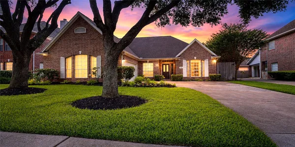 $4,500 | 7919 Wellington Court South, Houston, TX 77055