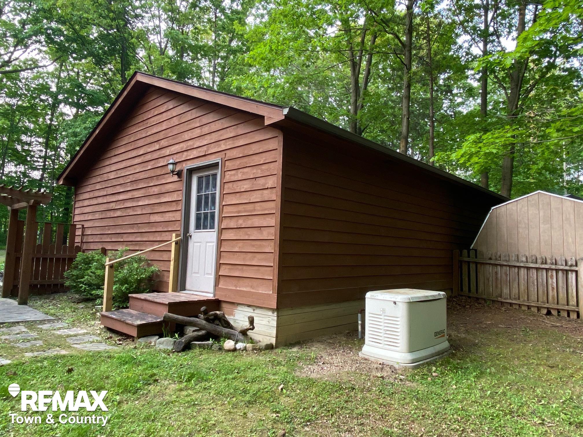 2855 Flint River Road Lapeer, MI 48446 - Photo 26 of 46 50177030-0e37cc15-b83c-4c2e-a41b-387754604a1f.JPG