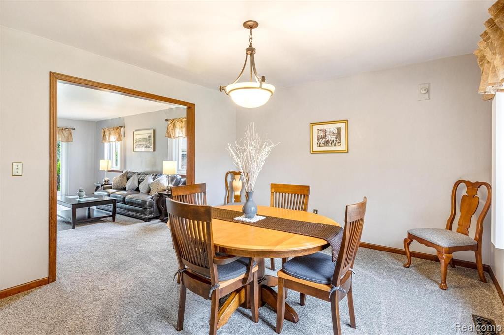 2763 Broadmoor Court Rochester Hills, MI 48309 - Photo 12 of 40