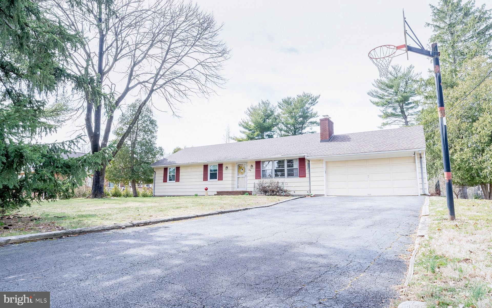 22 Morningside Drive Pennington, NJ 08534 - Photo 14 of 23 Exterior Front-2 Car Garage
