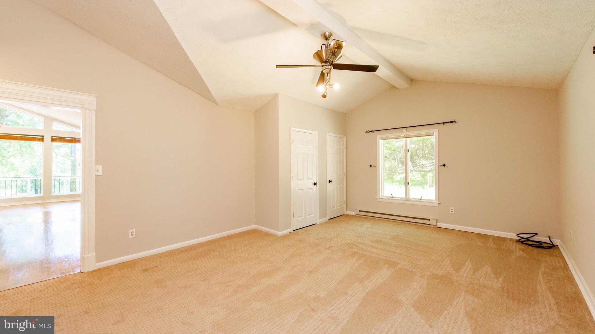 2320 Duvall Road Woodbine, MD 21797 - Photo 17 of 37 Living Room