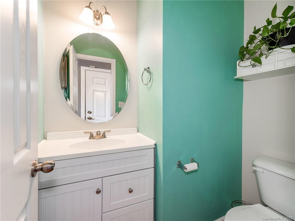 2120 Turtle Point Road Charlotte, NC 28262 - Photo 21 of 38