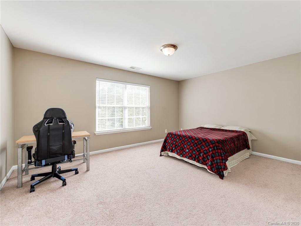 2120 Turtle Point Road Charlotte, NC 28262 - Photo 28 of 38