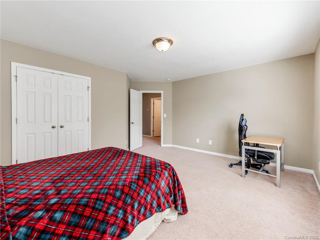 2120 Turtle Point Road Charlotte, NC 28262 - Photo 29 of 38