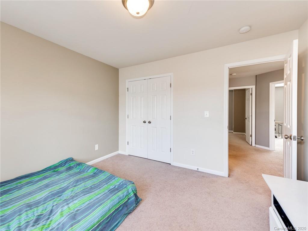 2120 Turtle Point Road Charlotte, NC 28262 - Photo 31 of 38