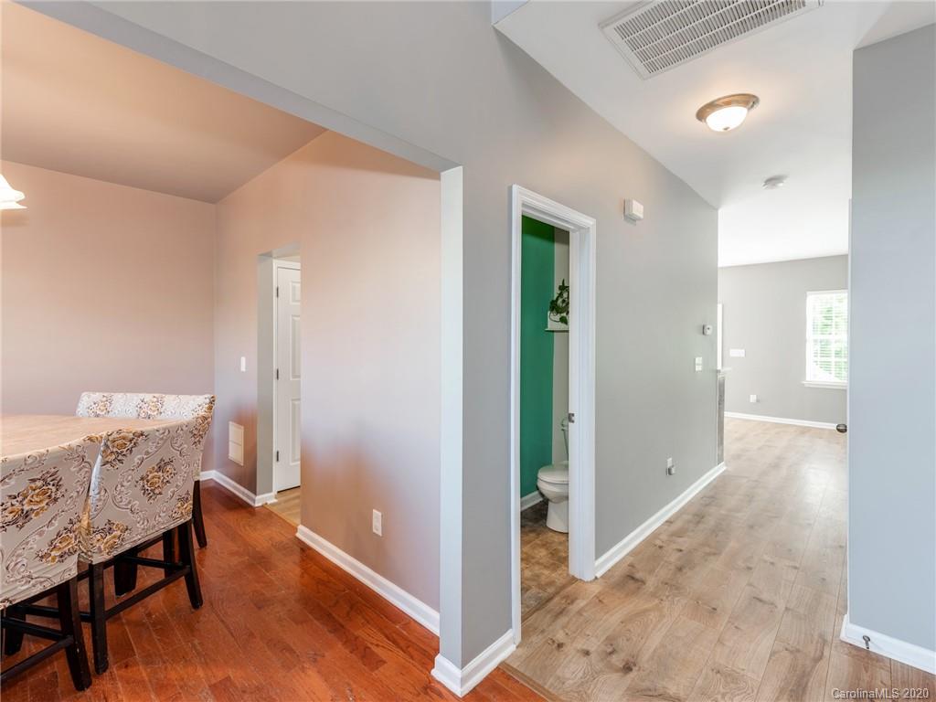 2120 Turtle Point Road Charlotte, NC 28262 - Photo 10 of 38