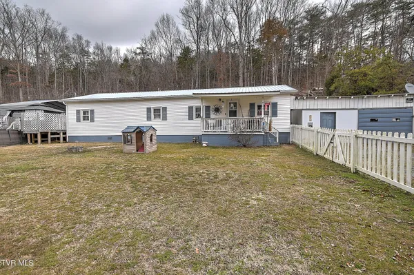 $205,000 | 8463-8473 Asheville Highway, Greeneville, TN 37743