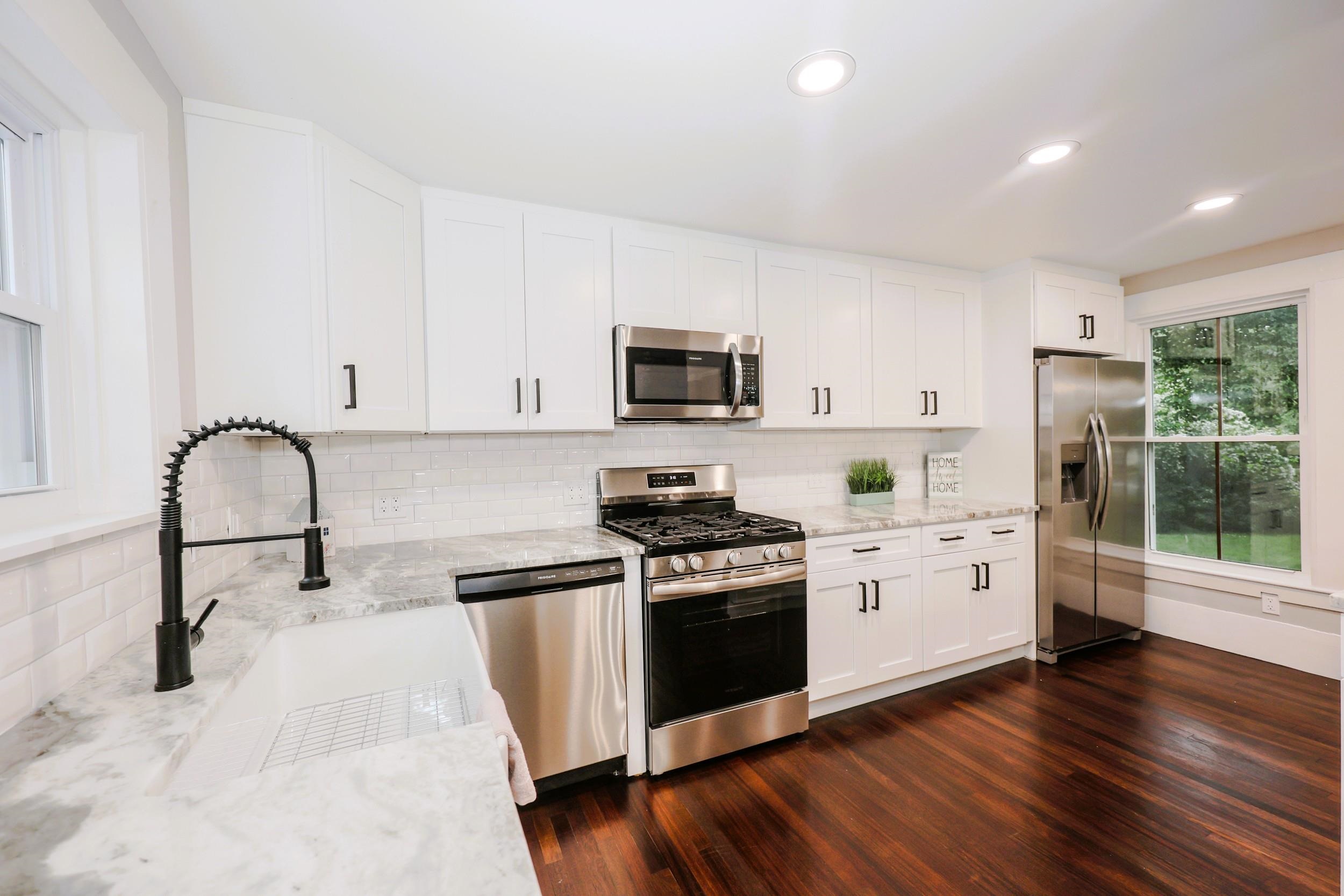 46 Mace Road Hampton, NH 03842 - Photo 2 of 58