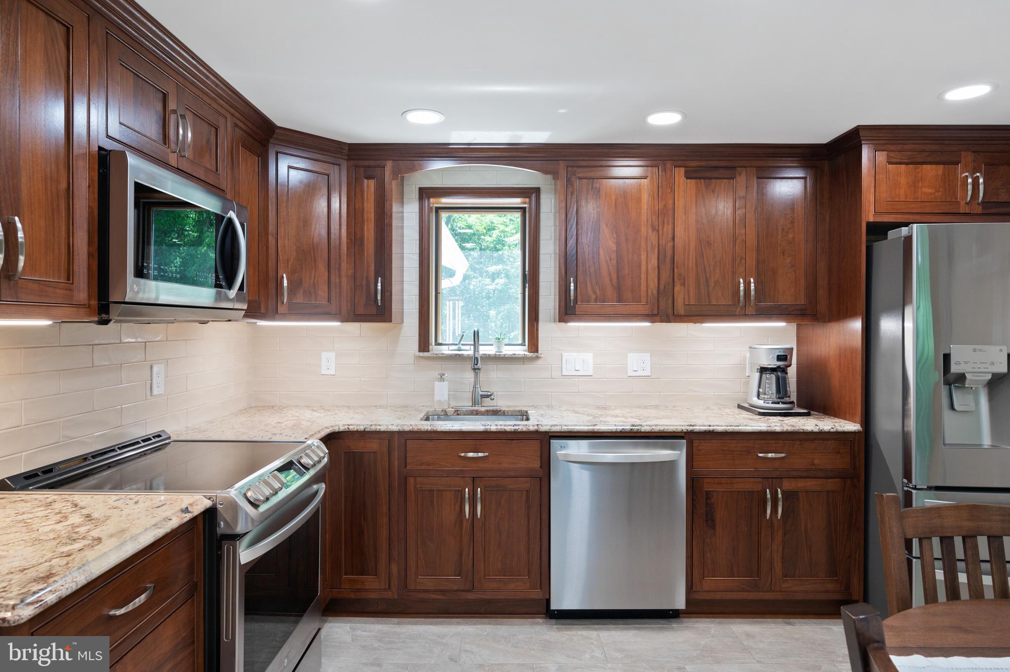 11503 Vale Road Oakton, VA 22124 - Photo 14 of 43 KITCHEN 2