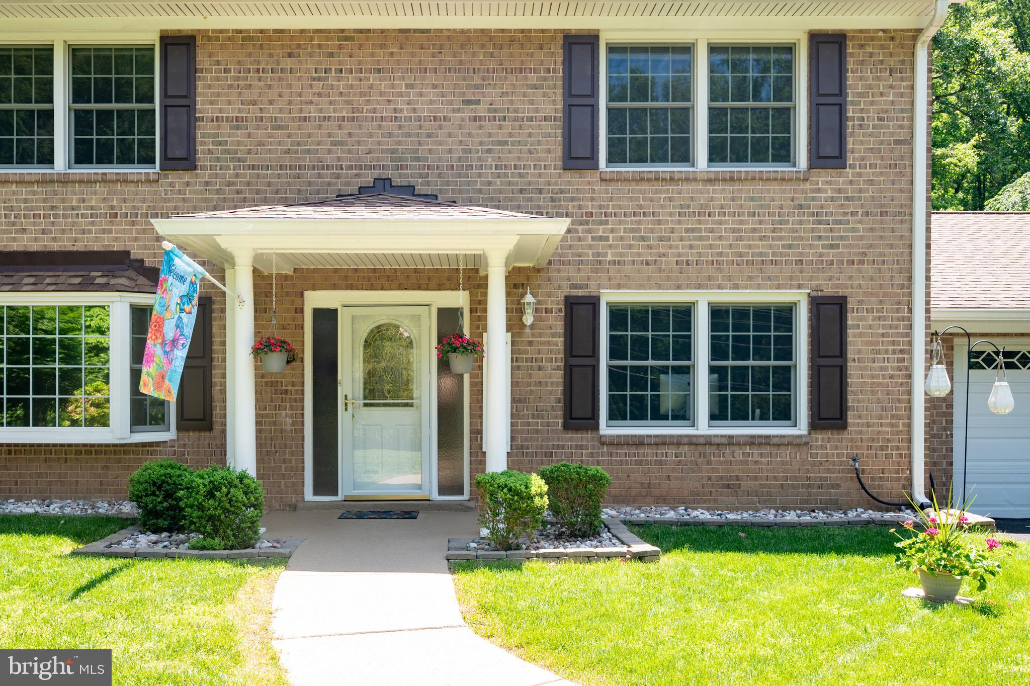 11503 Vale Road Oakton, VA 22124 - Photo 5 of 43 EXTERIOR FRONT 5