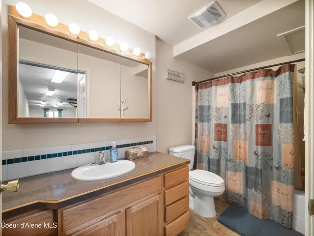 $460,000 | 26370 South Hinds Drive, St. Maries, ID 83861