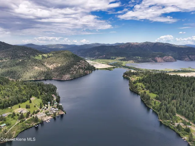 $460,000 | 26370 South Hinds Drive, St. Maries, ID 83861