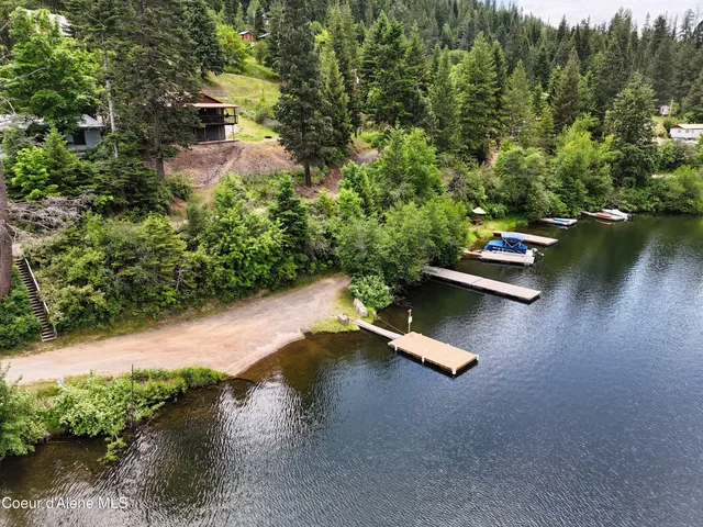 $460,000 | 26370 South Hinds Drive, St. Maries, ID 83861