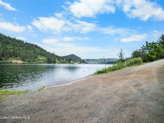 $460,000 | 26370 South Hinds Drive, St. Maries, ID 83861