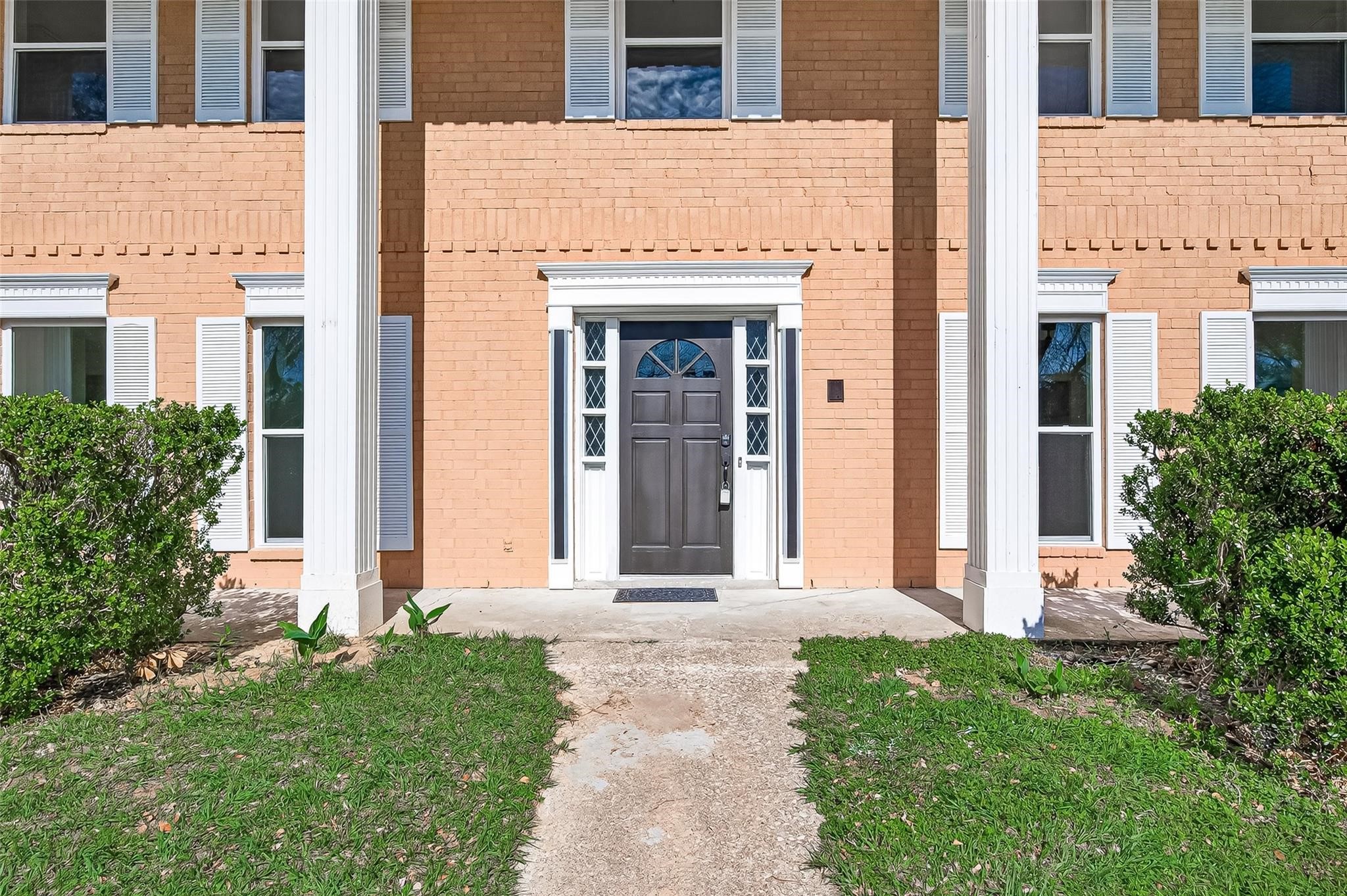 6210 Rippling Hollow Drive Spring, TX 77379 - Photo 2 of 50