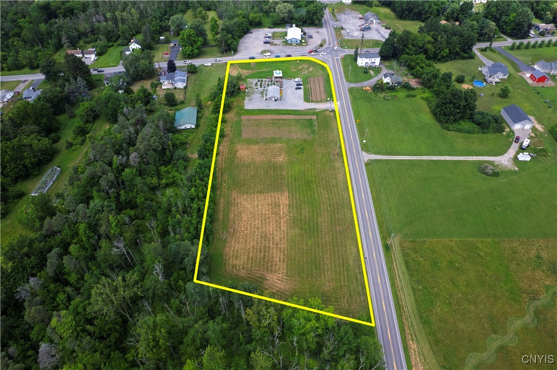 7550 Collamer Road Manlius, NY 13057 - Photo 3 of 10