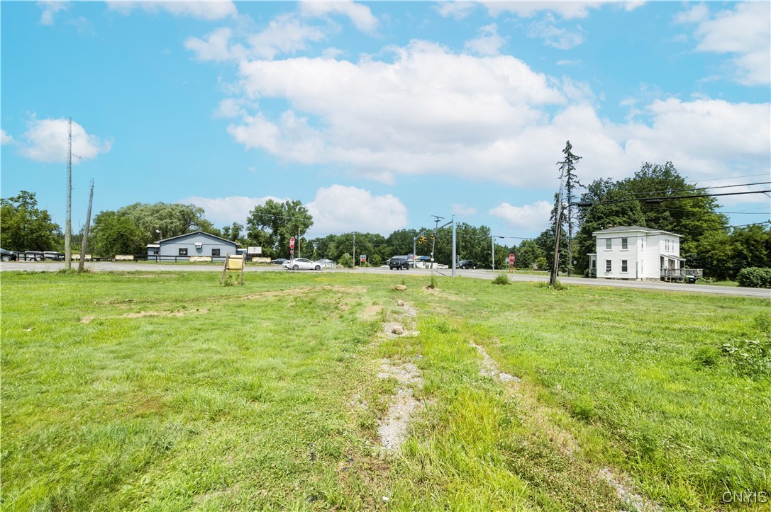 7550 Collamer Road Manlius, NY 13057 - Photo 6 of 10
