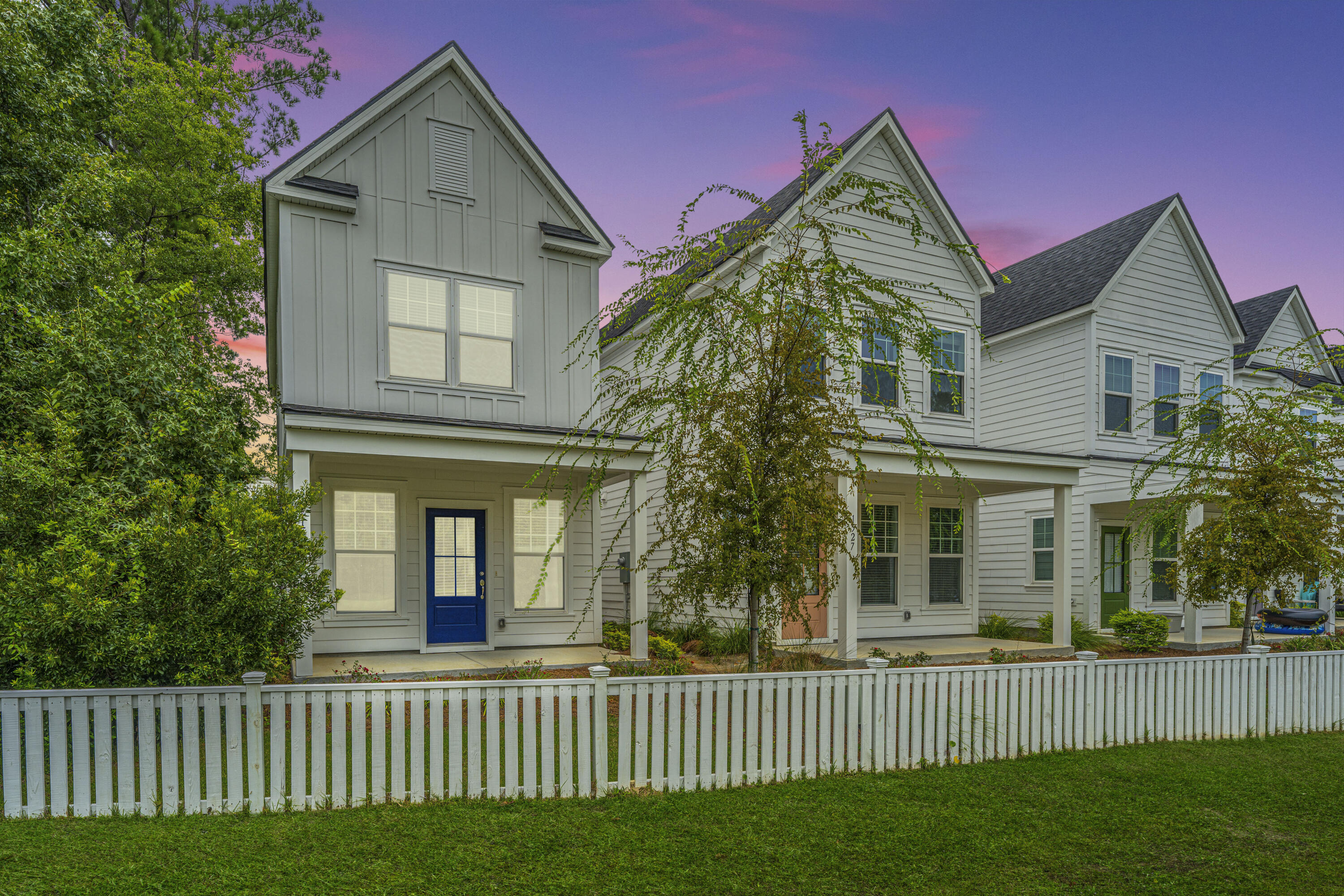1525 Foster Creek Road Hanahan, SC 29410 - Photo 1 of 40 1525FosterCreekRd001