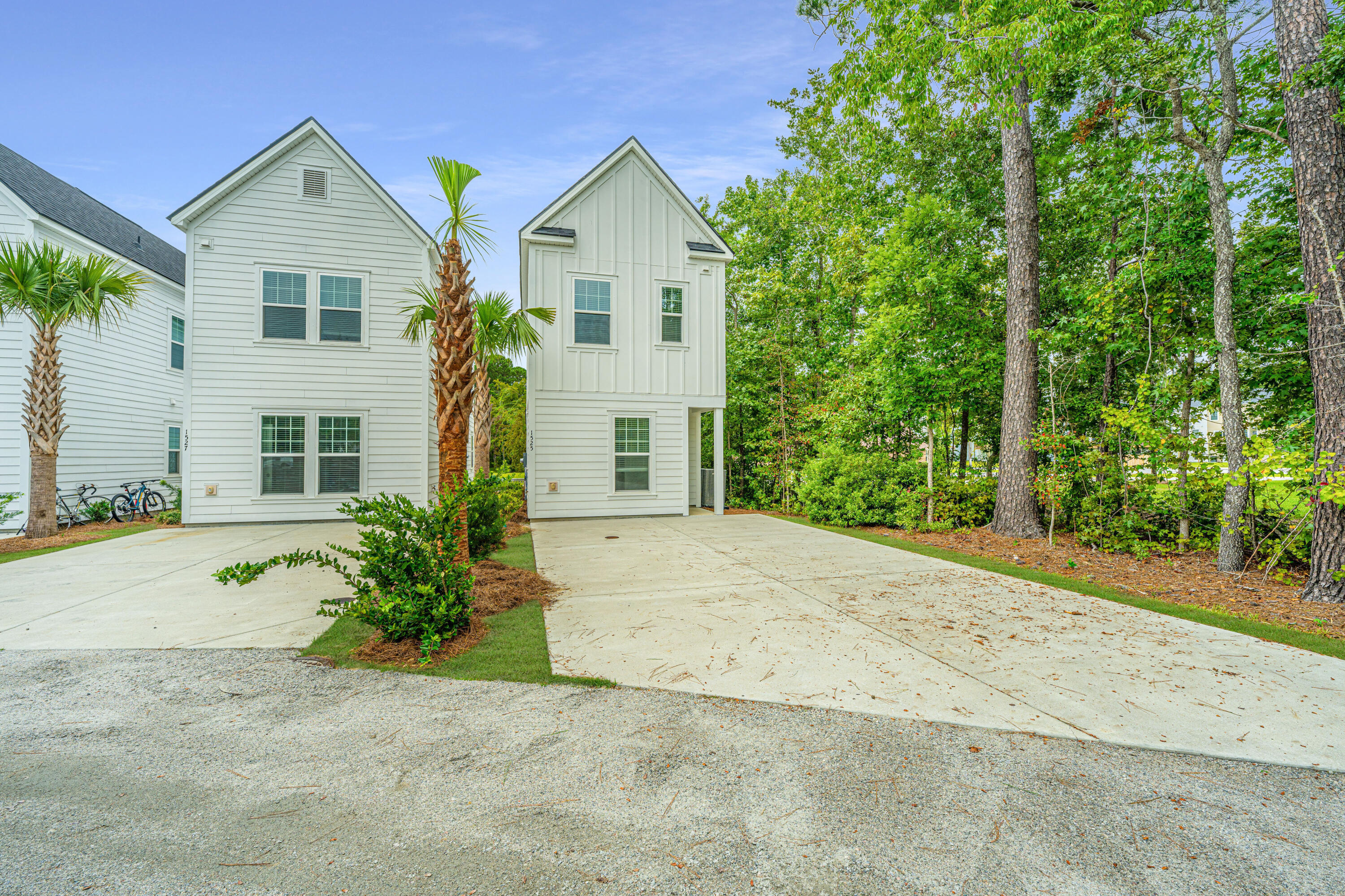 1525 Foster Creek Road Hanahan, SC 29410 - Photo 28 of 40 1525FosterCreekRd002