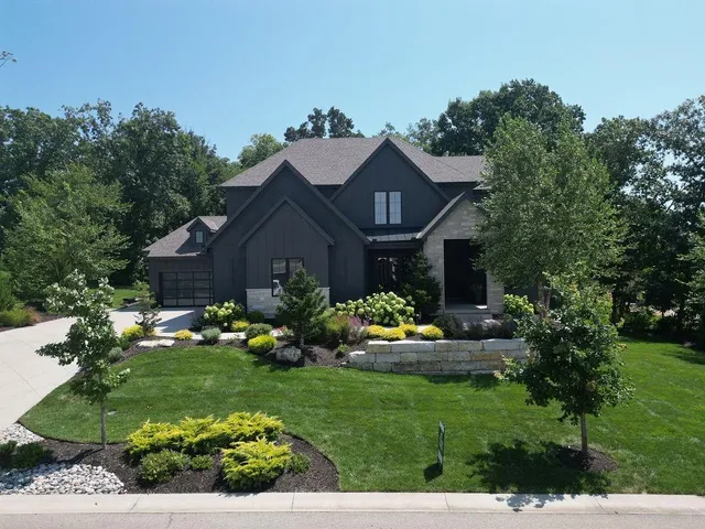 $1,685,000 | 23733 West 118th Terrace, Olathe, KS 66061