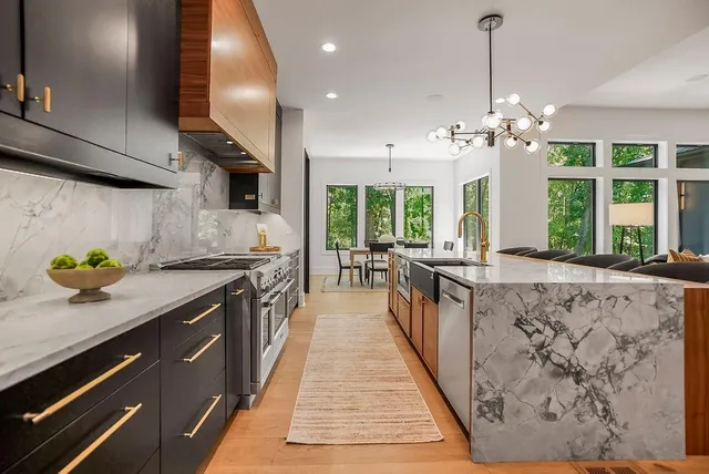 $1,685,000 | 23733 West 118th Terrace, Olathe, KS 66061