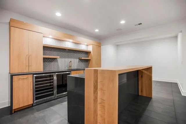 $1,685,000 | 23733 West 118th Terrace, Olathe, KS 66061