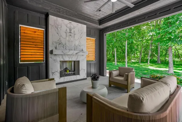 $1,685,000 | 23733 West 118th Terrace, Olathe, KS 66061