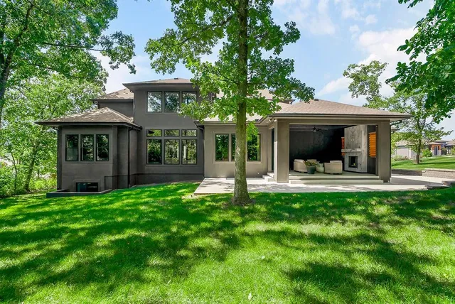 $1,685,000 | 23733 West 118th Terrace, Olathe, KS 66061