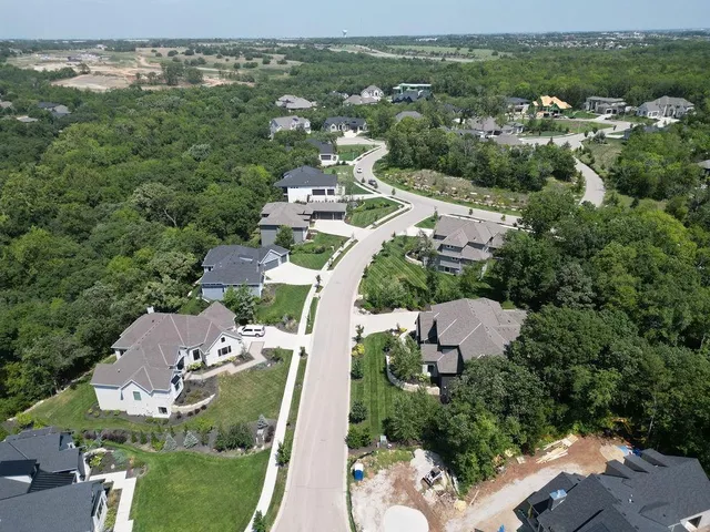 $1,685,000 | 23733 West 118th Terrace, Olathe, KS 66061