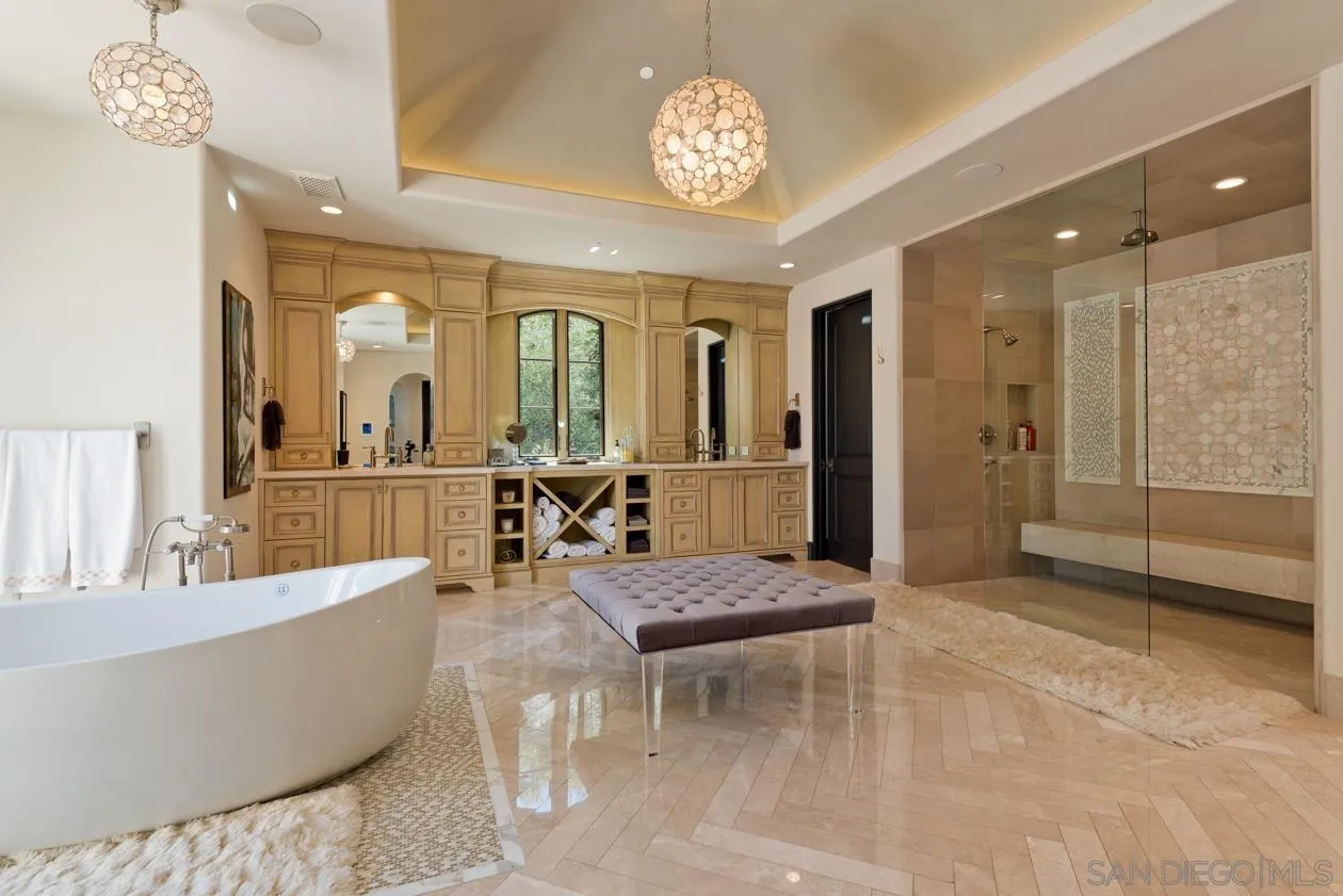 7967 Camino Sin Puente Rancho Santa Fe, CA 92067 - Photo 11 of 48