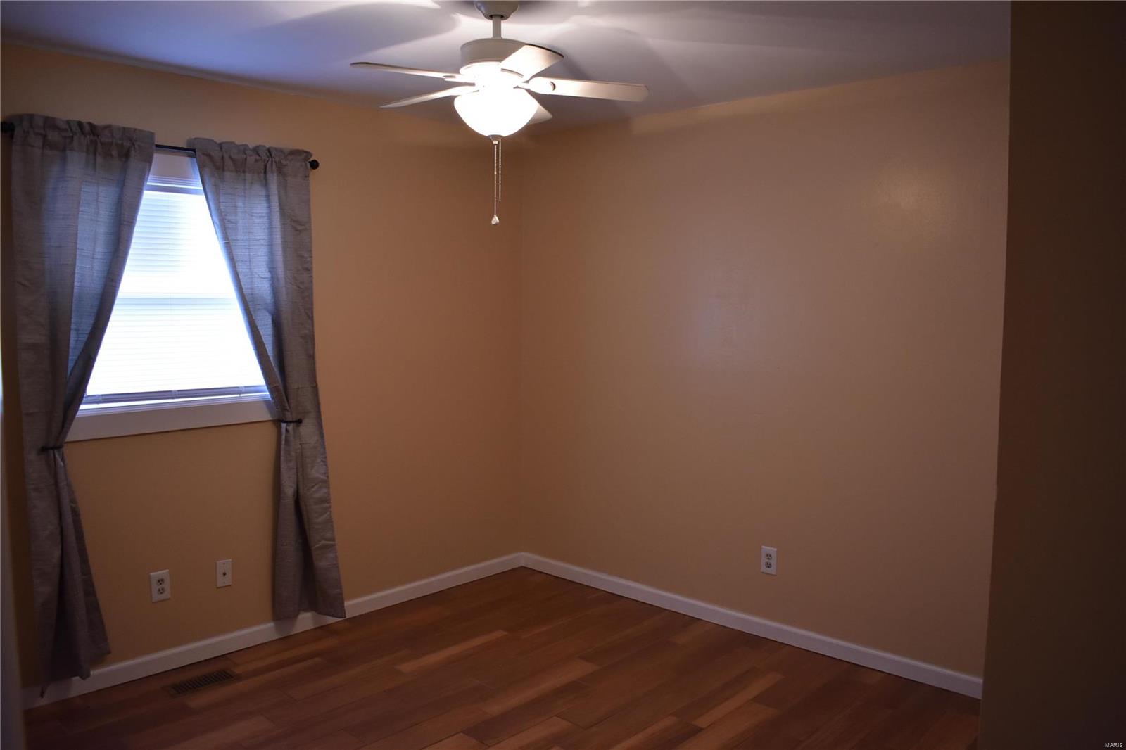 2524 Reveres Route Granite City, IL 62040 - Photo 23 of 34