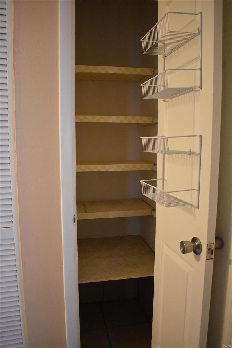 2524 Reveres Route Granite City, IL 62040 - Photo 28 of 34