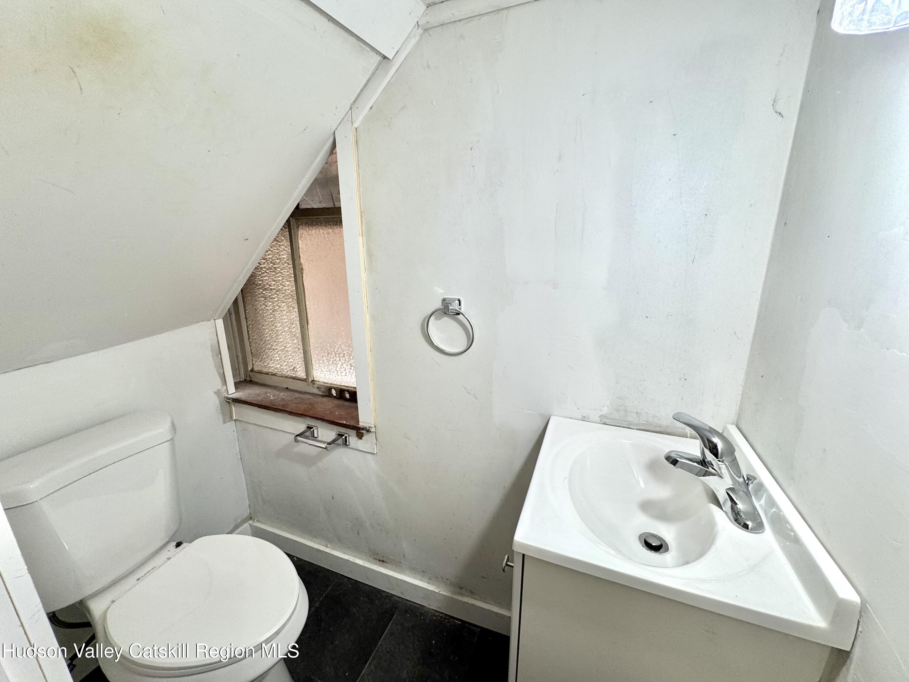 342 Main Street, Unit 1 Catskill, NY 12414 - Photo 11 of 15 P11