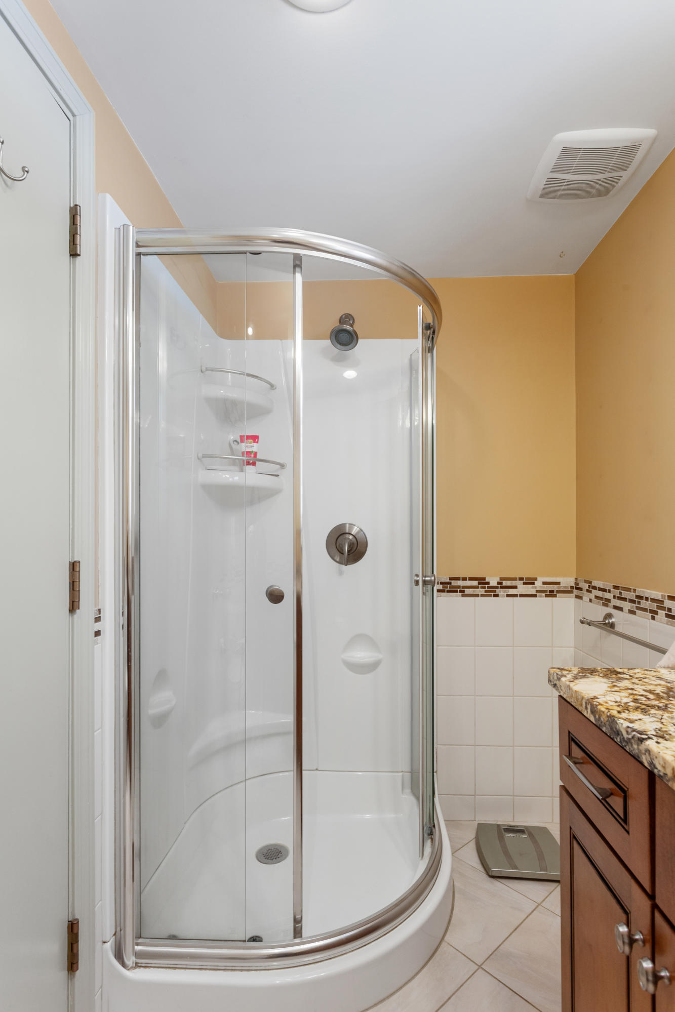 752 Crooked Road Bar Harbor, ME 04609 - Photo 31 of 47 PrimaryShower