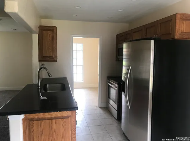 $1,595 | 5643 Sir Gareth Drive, San Antonio, TX 78218