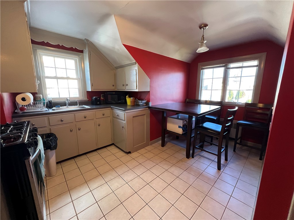 26 Hopkins Terrace Cumberland, RI 02864 - Photo 19 of 31