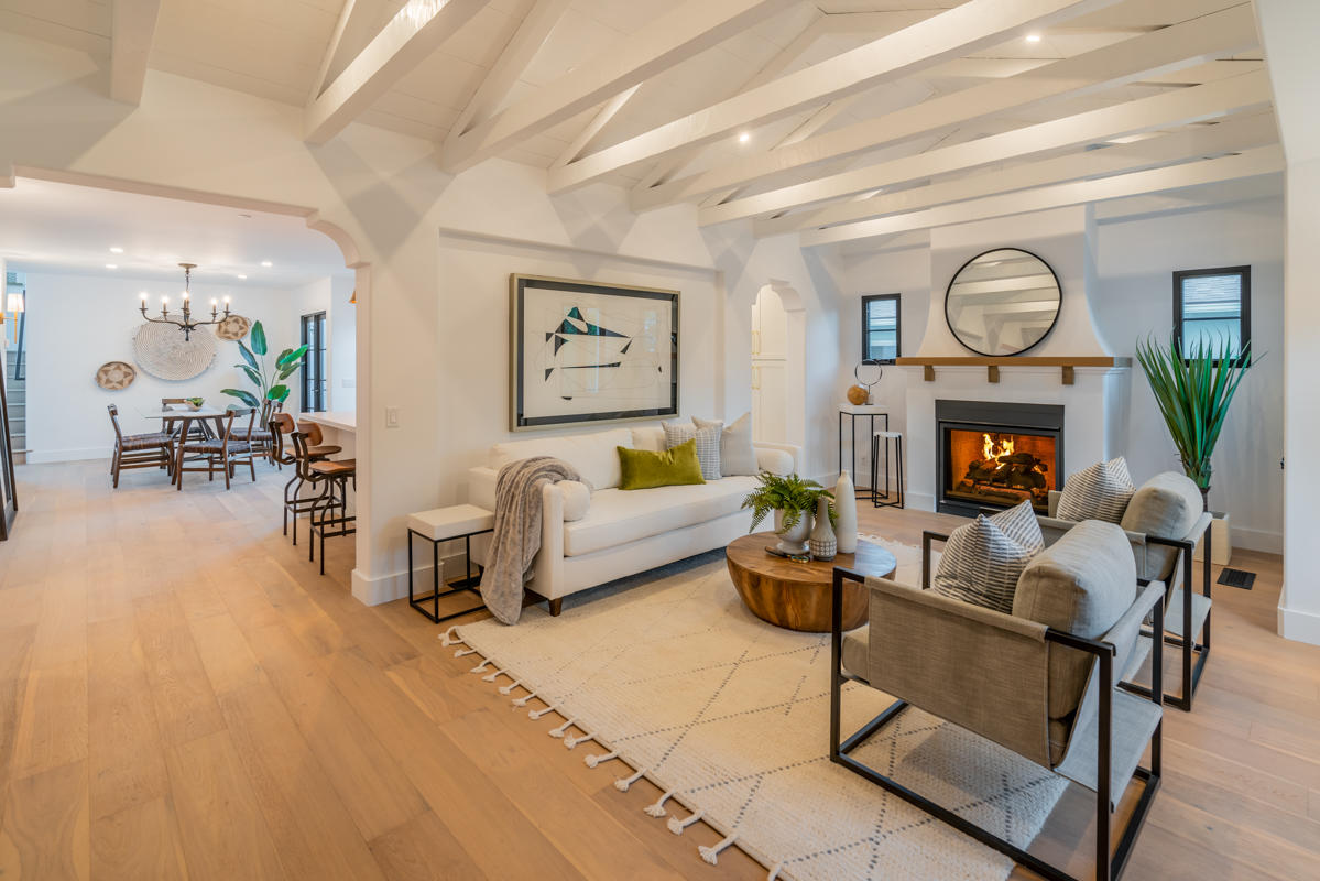 2932 Hermosa Road Santa Barbara, CA 93105 - Photo 3 of 32 Living Room & Dining Room