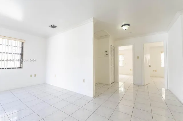 $2,400 | 4350 Southwest 5th Street, Miami, FL 33134