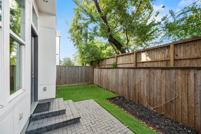 $649,900 | 3402 Timbergrove Heights Street, Houston, TX 77008