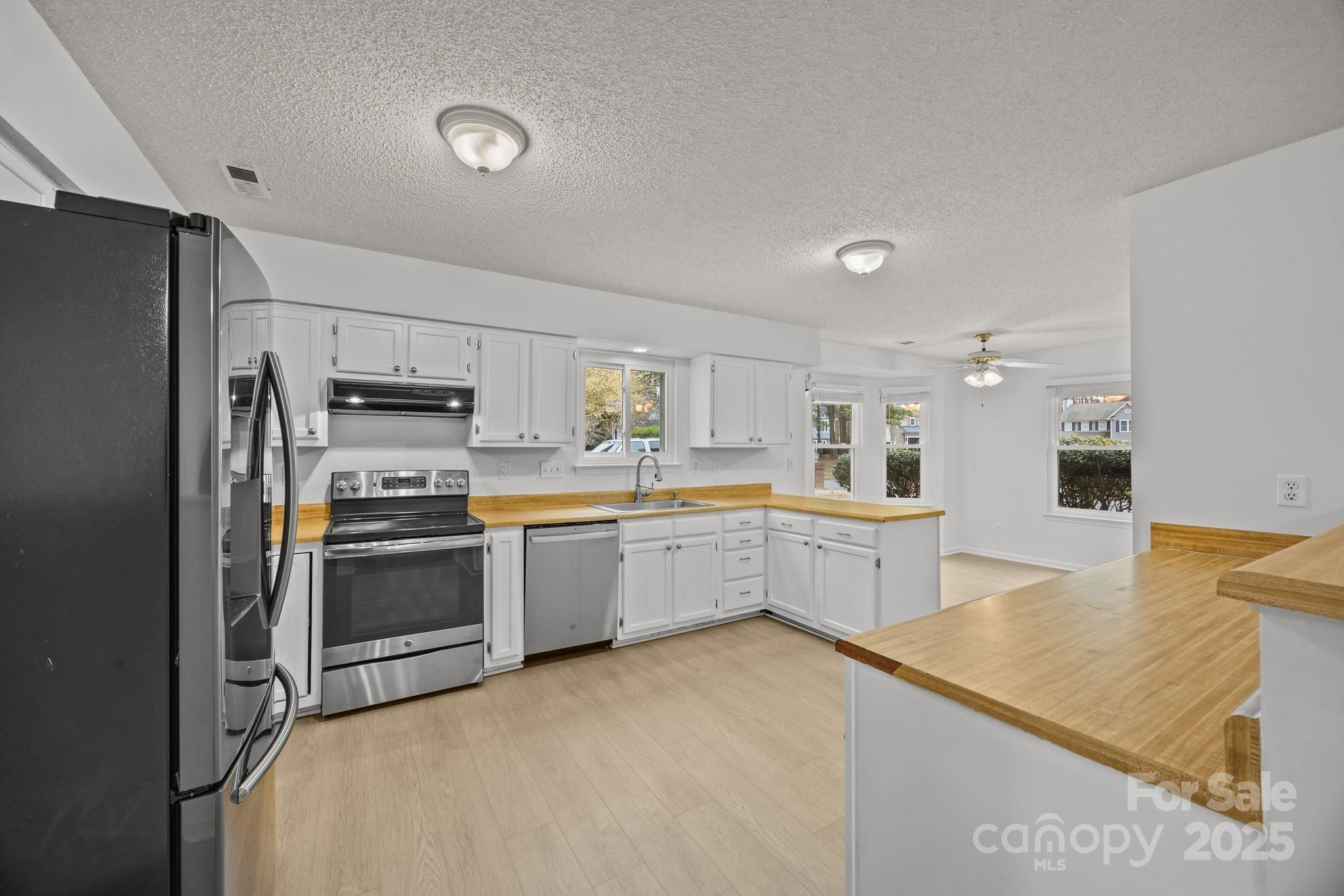 20331 Willow Pond Road Cornelius, NC 28031 - Photo 13 of 42 Gallery Image 13