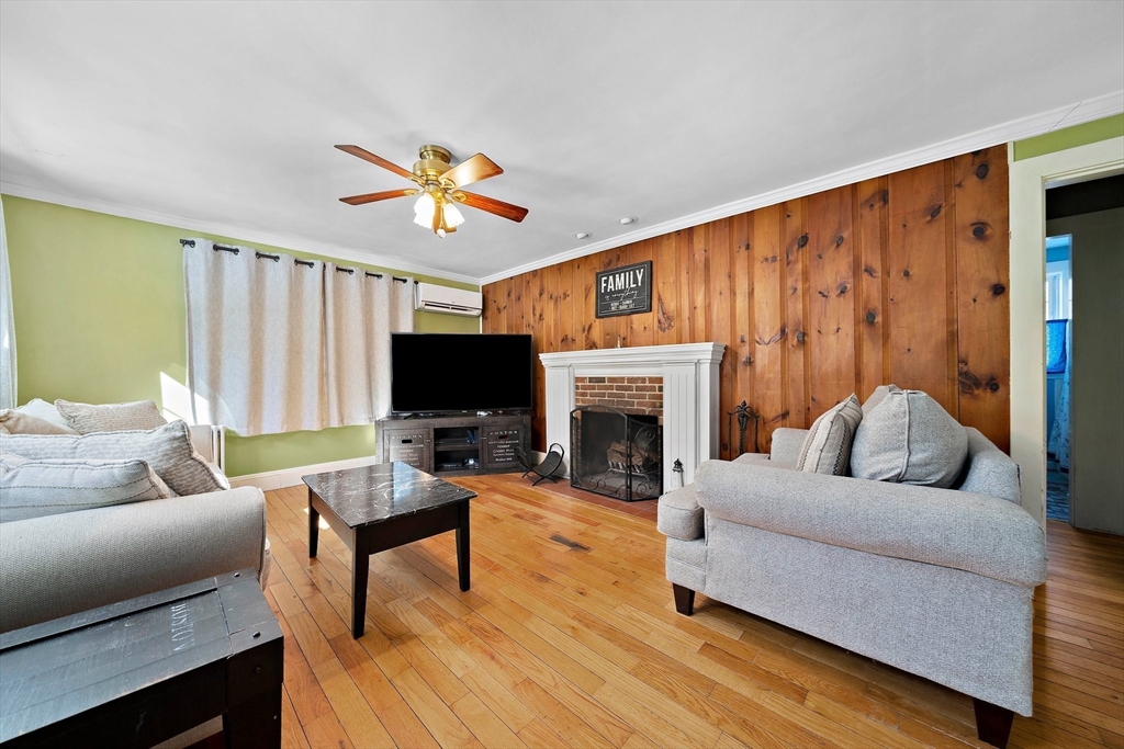 84 Andover Road Billerica, MA 01821 - Photo 8 of 38
