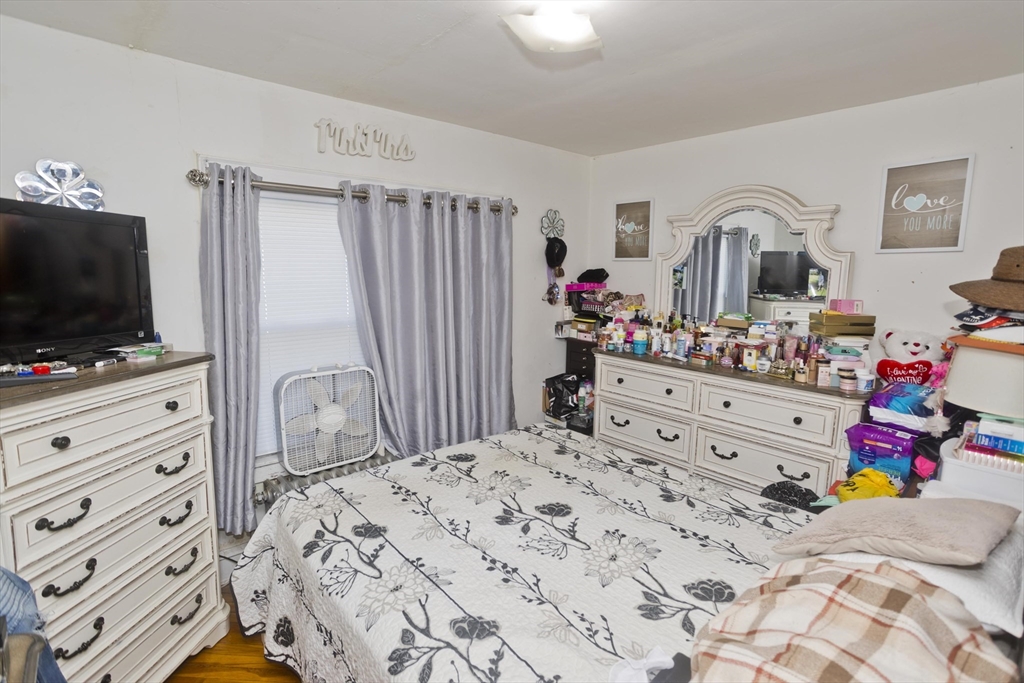 320 Oakland Street Springfield, MA 01108 - Photo 20 of 28