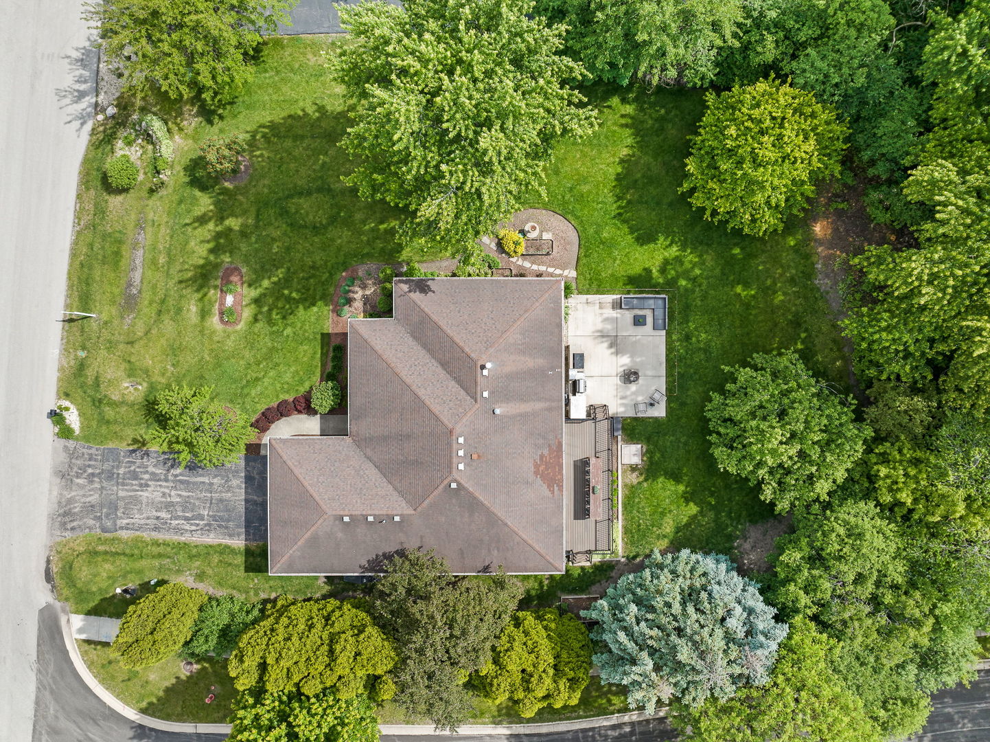1680 Logan Street Roselle, IL 60172 - Photo 38 of 49