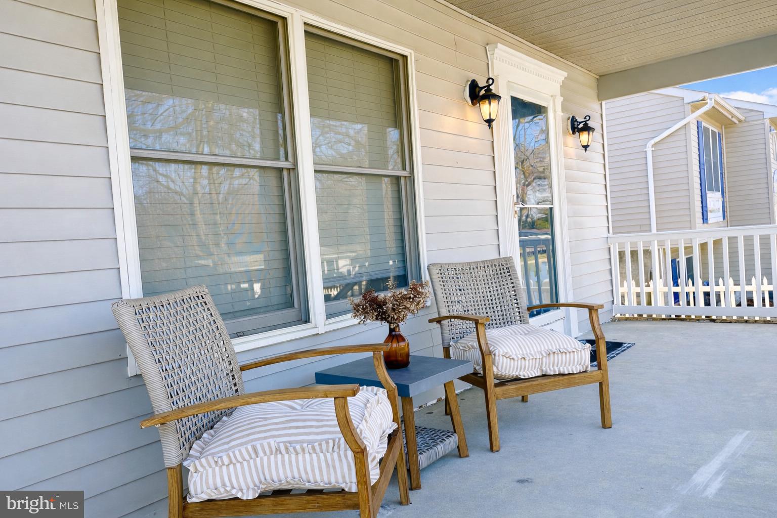 7850 East Shore Road Pasadena, MD 21122 - Photo 2 of 4