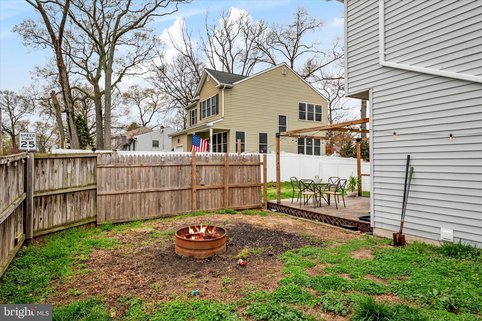 7850 East Shore Road Pasadena, MD 21122 - Photo 26 of 34 Backyard