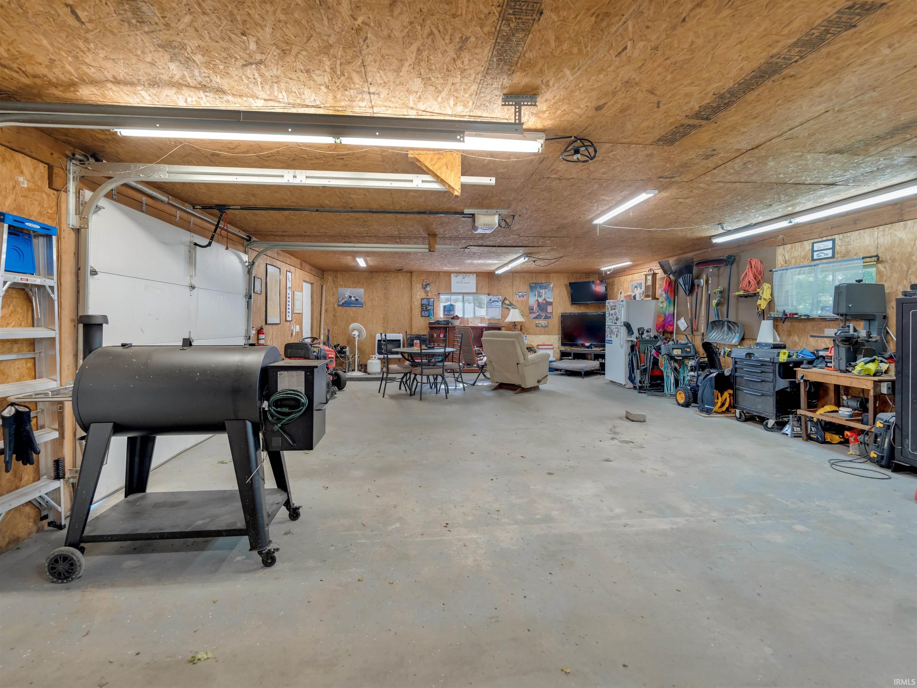 655 West Walnut Street Waterloo, IN 46793 - Photo 20 of 24