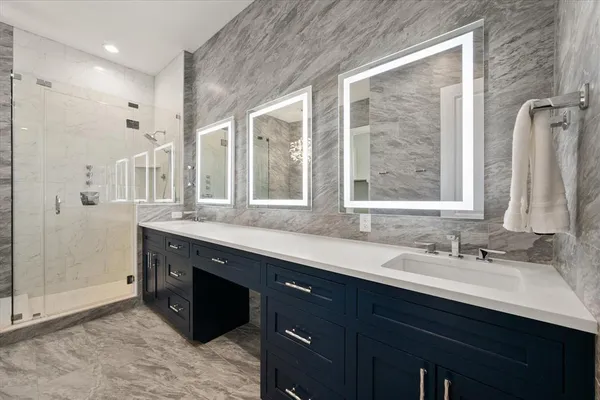 $595,000 | 1207 Beaconsfield Lane, Unit 405, Arlington, TX 76011