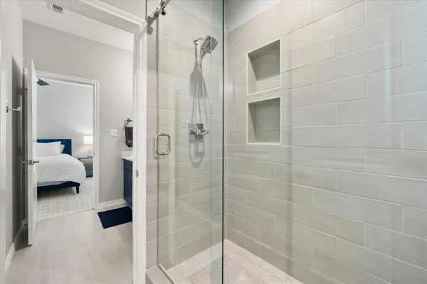 $595,000 | 1207 Beaconsfield Lane, Unit 405, Arlington, TX 76011