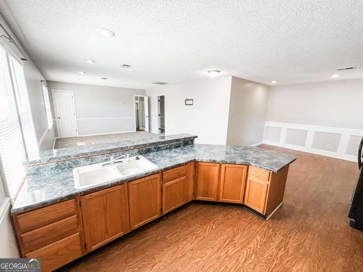 411 B Jeffords Road Winder, GA 30680 - Photo 7 of 12